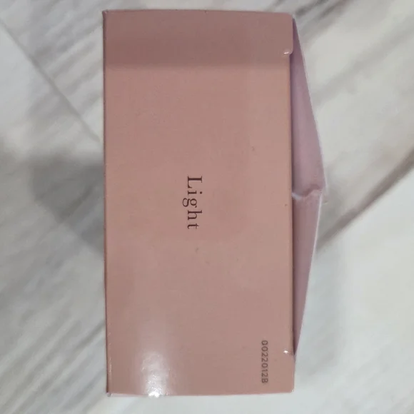 Laura Geller Double Take Baked Foundation - Soft Pink - Picture 2 of 3